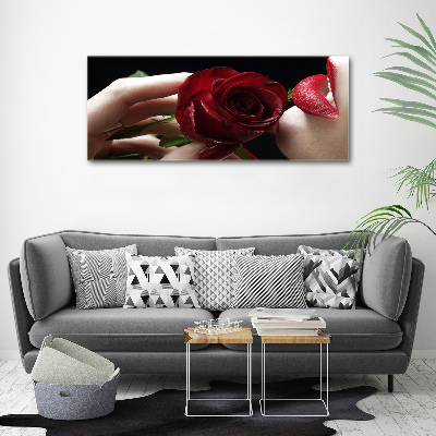 Cuadro metacrilato horizontal Mujer con una rosa