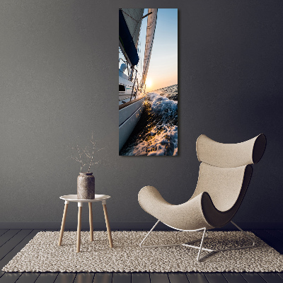 Cuadro de metacrilato moderno efecto cristal vertical Un yate en el mar