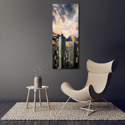 Cuadro de metacrilato moderno efecto cristal vertical Tormenta sobre Varsovia