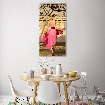 Cuadro de metacrilato moderno efecto cristal vertical Mujer de rosa