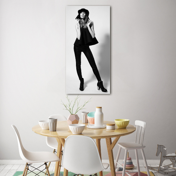 Cuadro decorativo en acrílico brillante vertical Mujer de negro