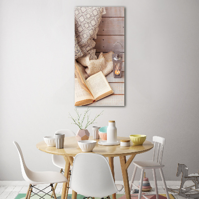 Cuadro decorativo en acrílico brillante vertical Relajarse con un libro