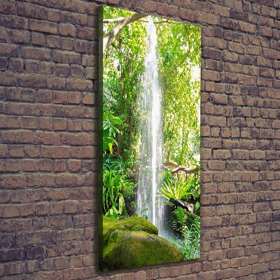 Cuadro moderno en lienzo resistente uv vertical Cascada en la selva