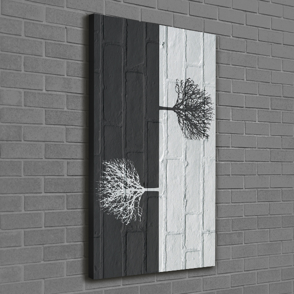 Fotografía en lienzo vertical Árboles en la pared