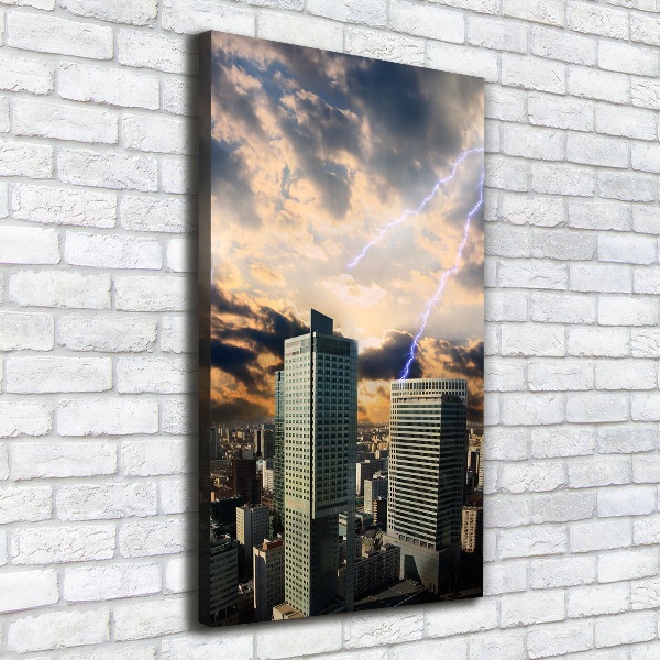 Fotografía en lienzo vertical Tormenta sobre Varsovia