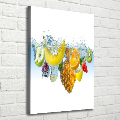 Fotografía en lienzo vertical Frutas bajo el agua