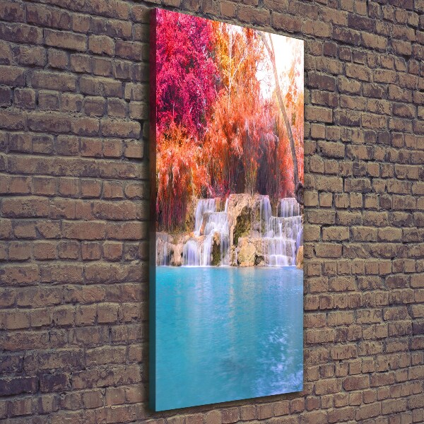 Fotografía en lienzo vertical Cascada en el bosque