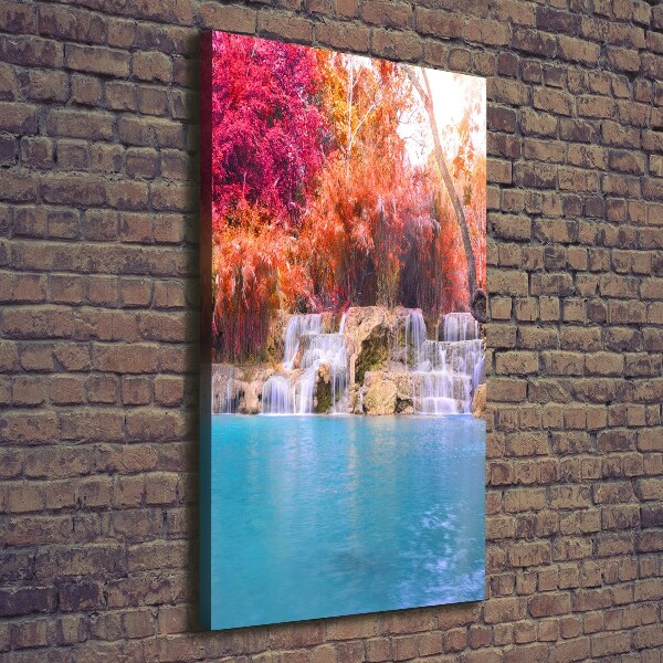 Fotografía en lienzo vertical Cascada en el bosque
