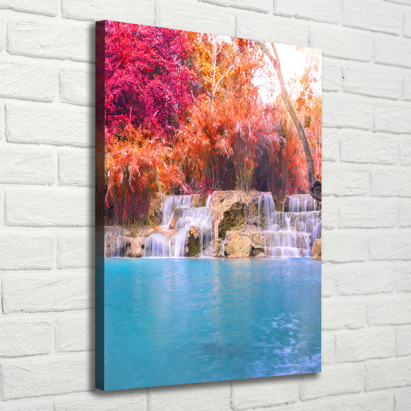 Fotografía en lienzo vertical Cascada en el bosque