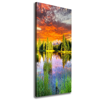 Cuadro moderno en lienzo resistente uv vertical Lago en el bosque