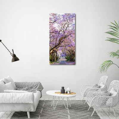 Cuadro decorativo en cristal con canto pulido vertical Camino de Jacaranda