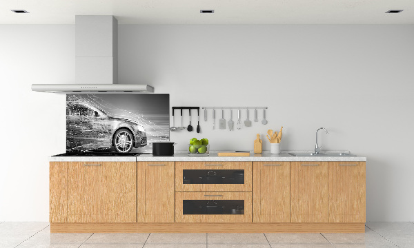 Panel antisalpicaduras Un coche a toda velocidad