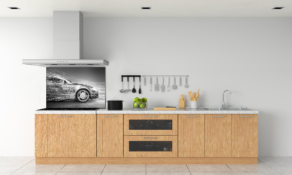 Panel antisalpicaduras Un coche a toda velocidad