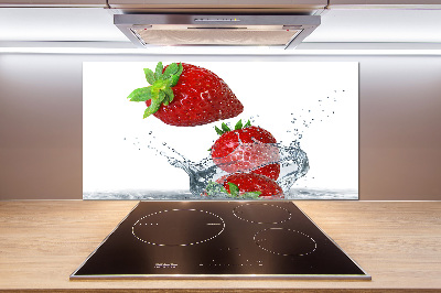 Panel de pared de cocina Fresas y agua