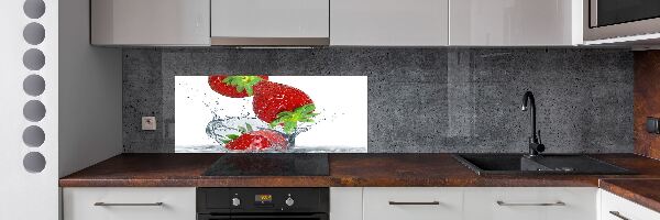 Panel de pared de cocina Fresas y agua