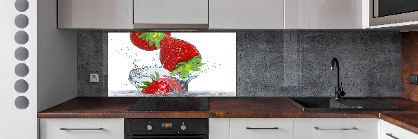 Panel de pared de cocina Fresas y agua