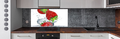 Panel de pared de cocina Fresas y agua