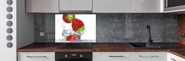 Panel de pared de cocina Fresas y agua