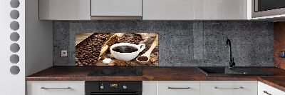 Salpicadero de cocina Una taza de café