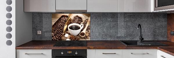 Salpicadero de cocina Una taza de café