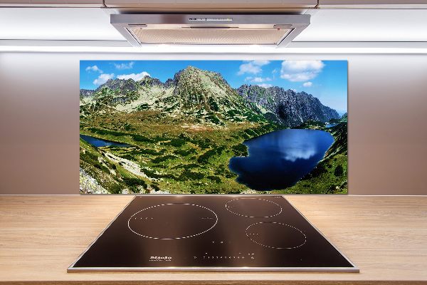 Salpicadero de cocina Un valle en las montañas