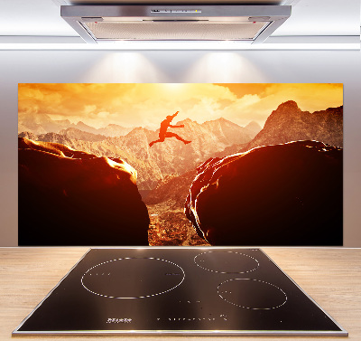 Panel antisalpicaduras Saltar sobre el abismo