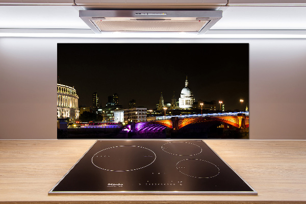 Panel między meble w kuchni Most nocą