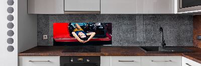 Panel de pared de cocina Mujer en el coche