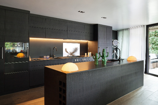 Panel de pared de cocina Una pluma en el agua