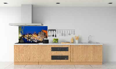 Panel antisalpicaduras Bydgoszcz de noche