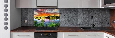 Panel para cocina Río en el bosque