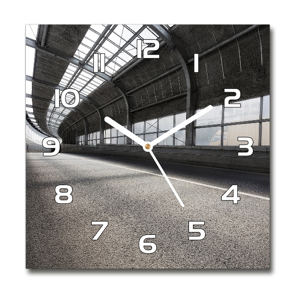 Reloj cuadrado Carretera en el túnel