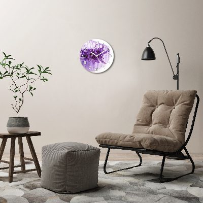 Reloj redondo pared Lavanda en una cesta