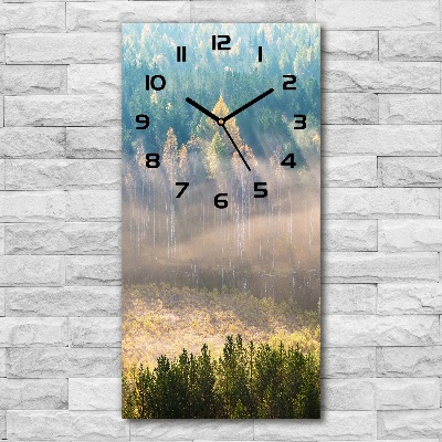 Reloj de cristal vertical Niebla sobre el bosque