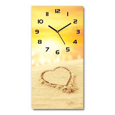 Reloj vertical Corazón en la playa