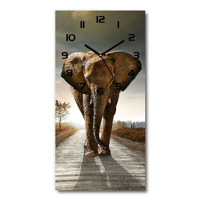 Reloj de vidrio vertical Elefante caminando