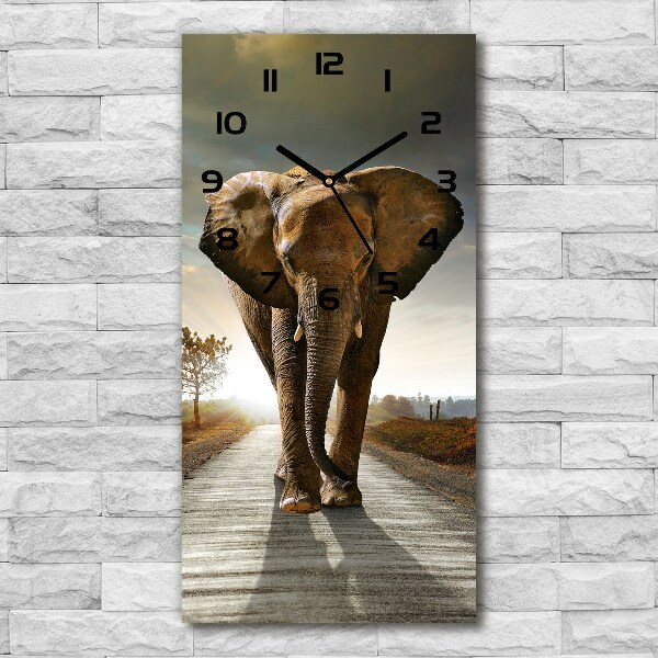 Reloj de vidrio vertical Elefante caminando