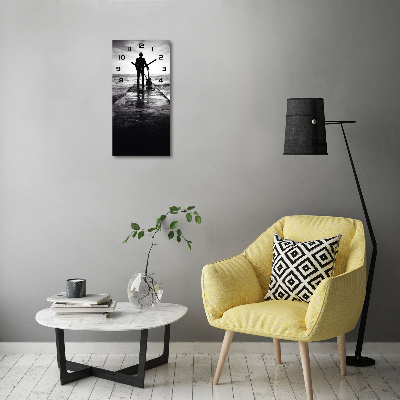 Reloj rectangular Guitarrista en el muelle