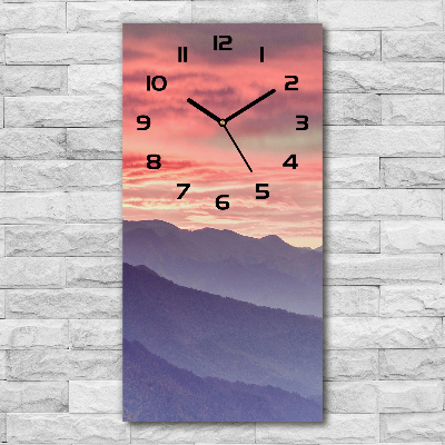 Reloj rectangular Niebla sobre las montañas