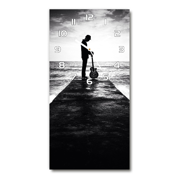 Reloj rectangular Guitarrista en el muelle