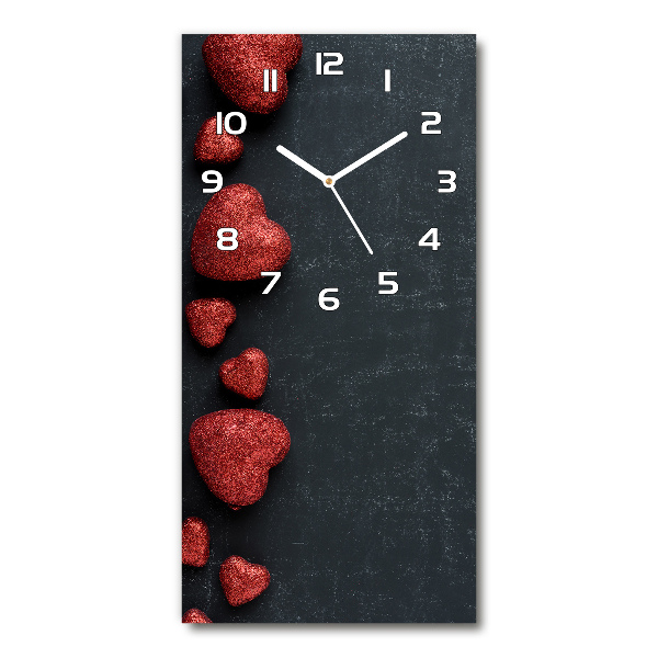 Reloj de cristal vertical Corazones en el tablero