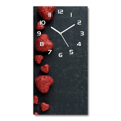 Reloj de cristal vertical Corazones en el tablero