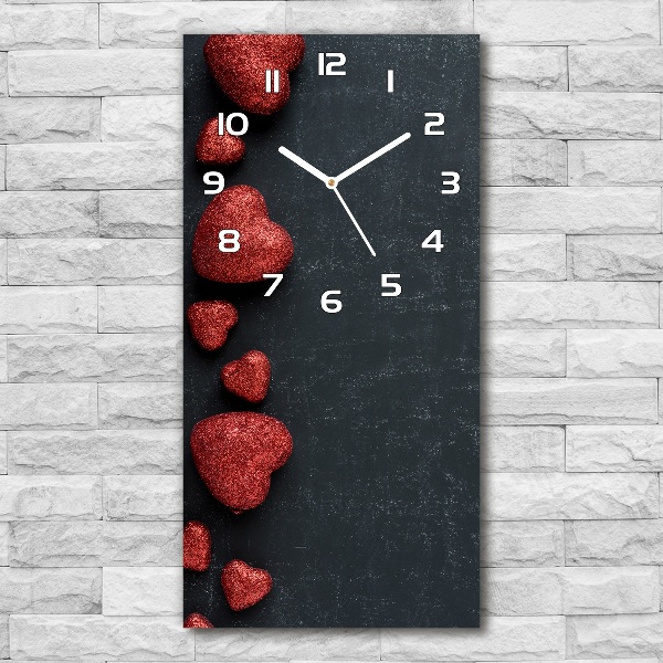 Reloj de cristal vertical Corazones en el tablero
