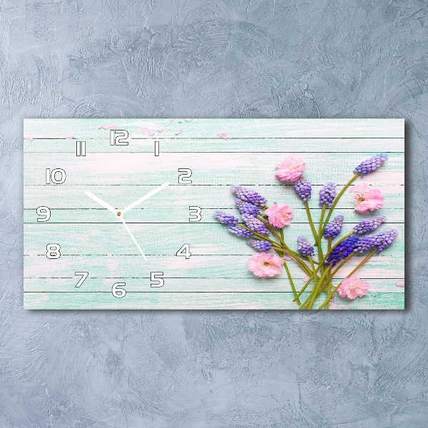 Reloj rectangular Lavanda sobre madera