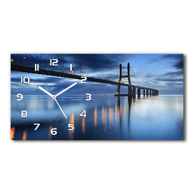 Reloj de cristal horizontal Puente iluminado
