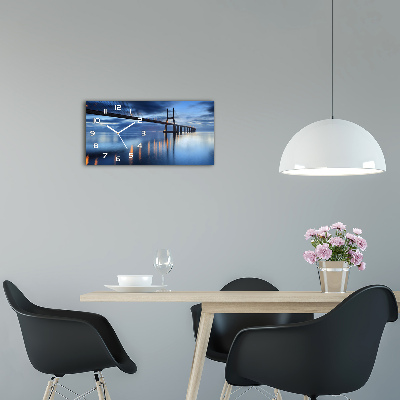 Reloj de cristal horizontal Puente iluminado
