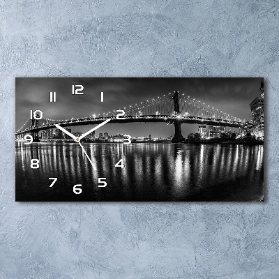 Reloj horizontal Manhattan de noche