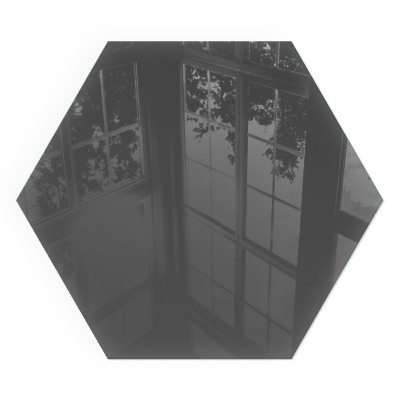 Protector de suelo para estufas hexagonal Color: Gris-marrón