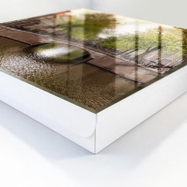 Caja para llaves modelo canal de la ciudad