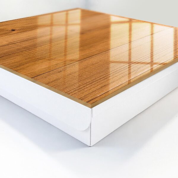 Armario para llaves con acabado en textura de madera